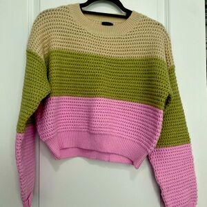 Boutique brand Debut crop sweater, size M/L